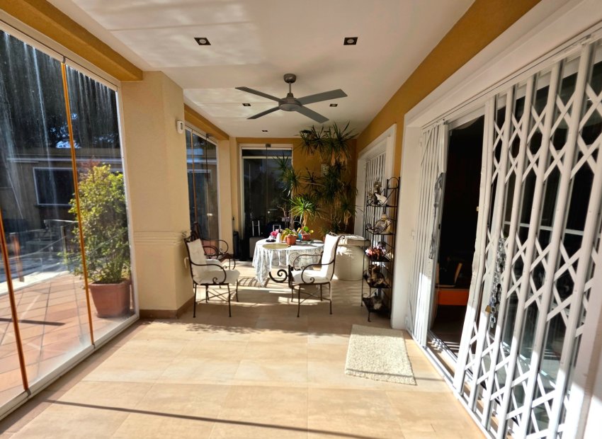 Resale - Villa - Torrevieia - Cabo Cervera