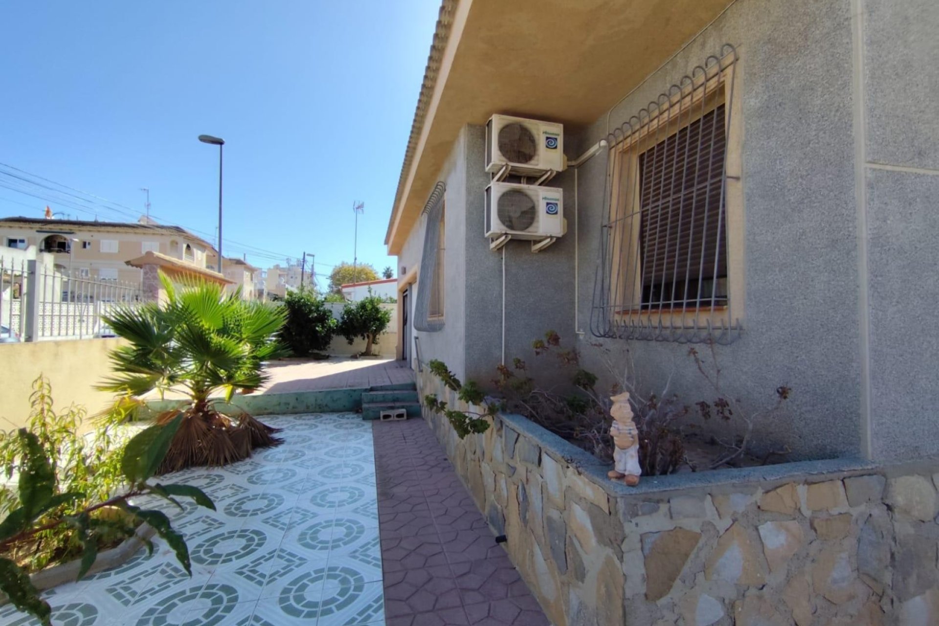 Resale - Villa - Torrevieia - Center