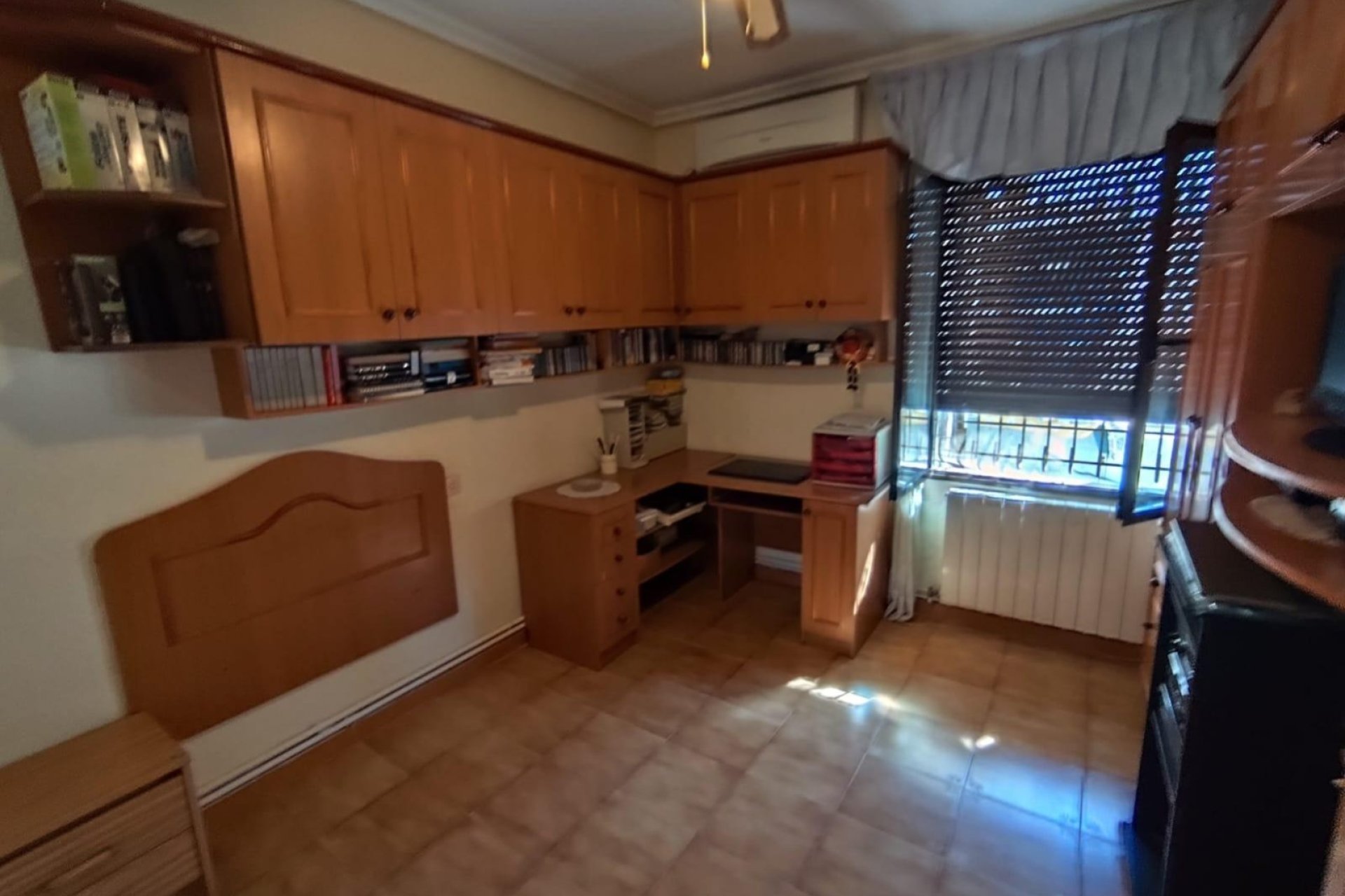 Resale - Villa - Torrevieia - Center