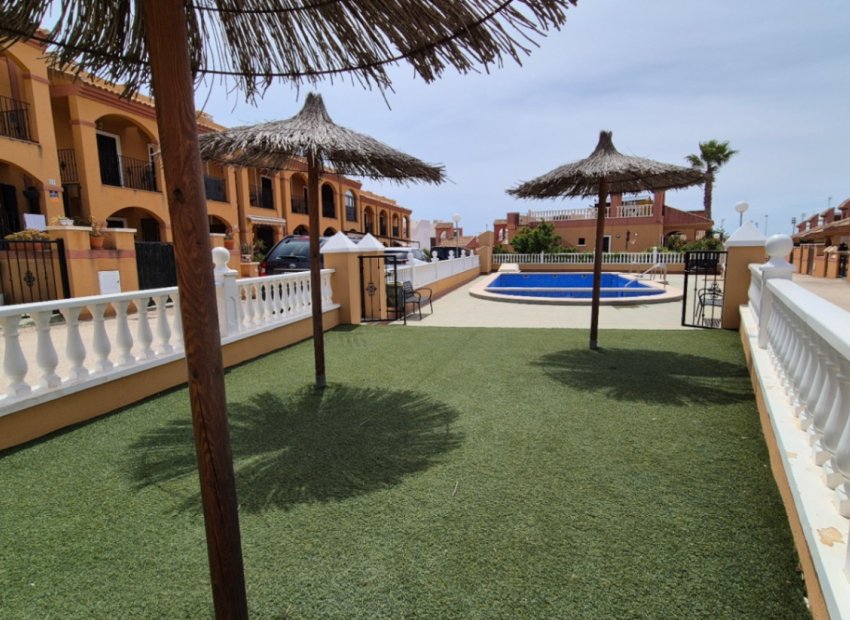 Resale - Villa - Torrevieia - Costa Blanca