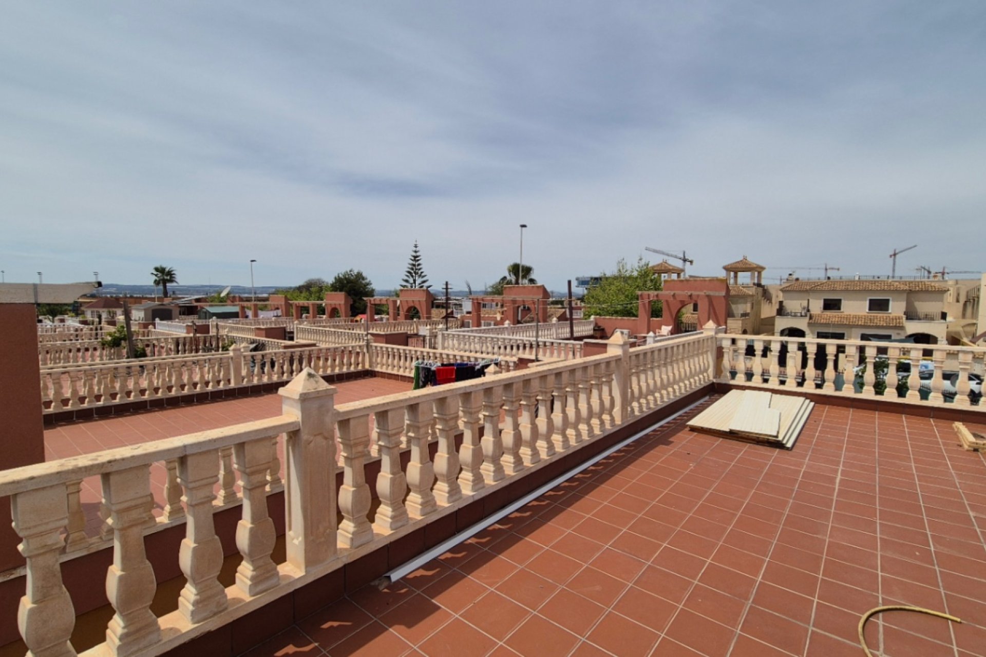 Resale - Villa - Torrevieia - Costa Blanca