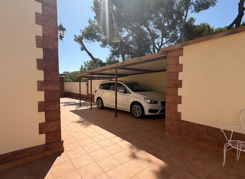 Resale - Villa - Torrevieia - Costa Blanca