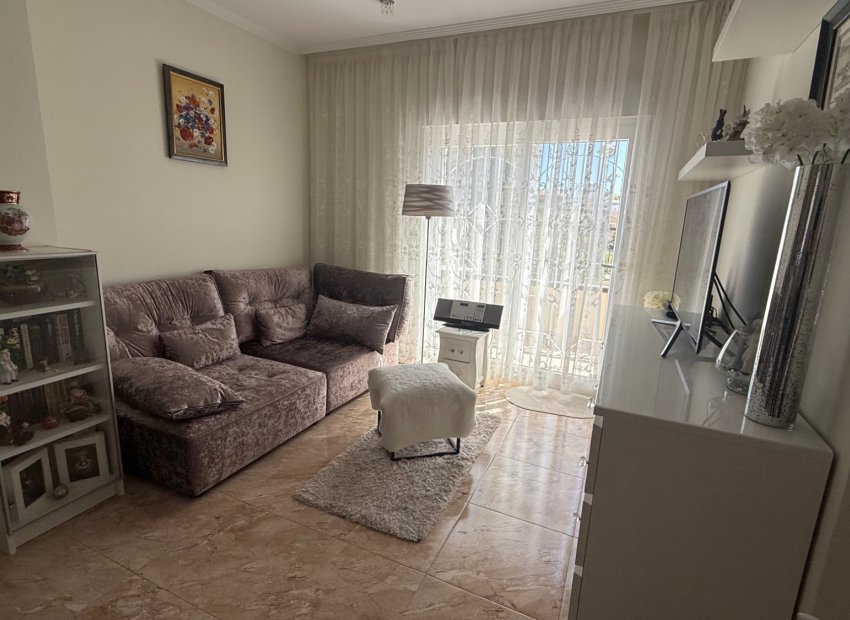 Resale - Villa - Torrevieia - Costa Blanca