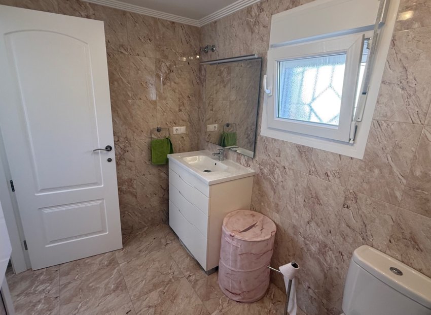 Resale - Villa - Torrevieia - Costa Blanca