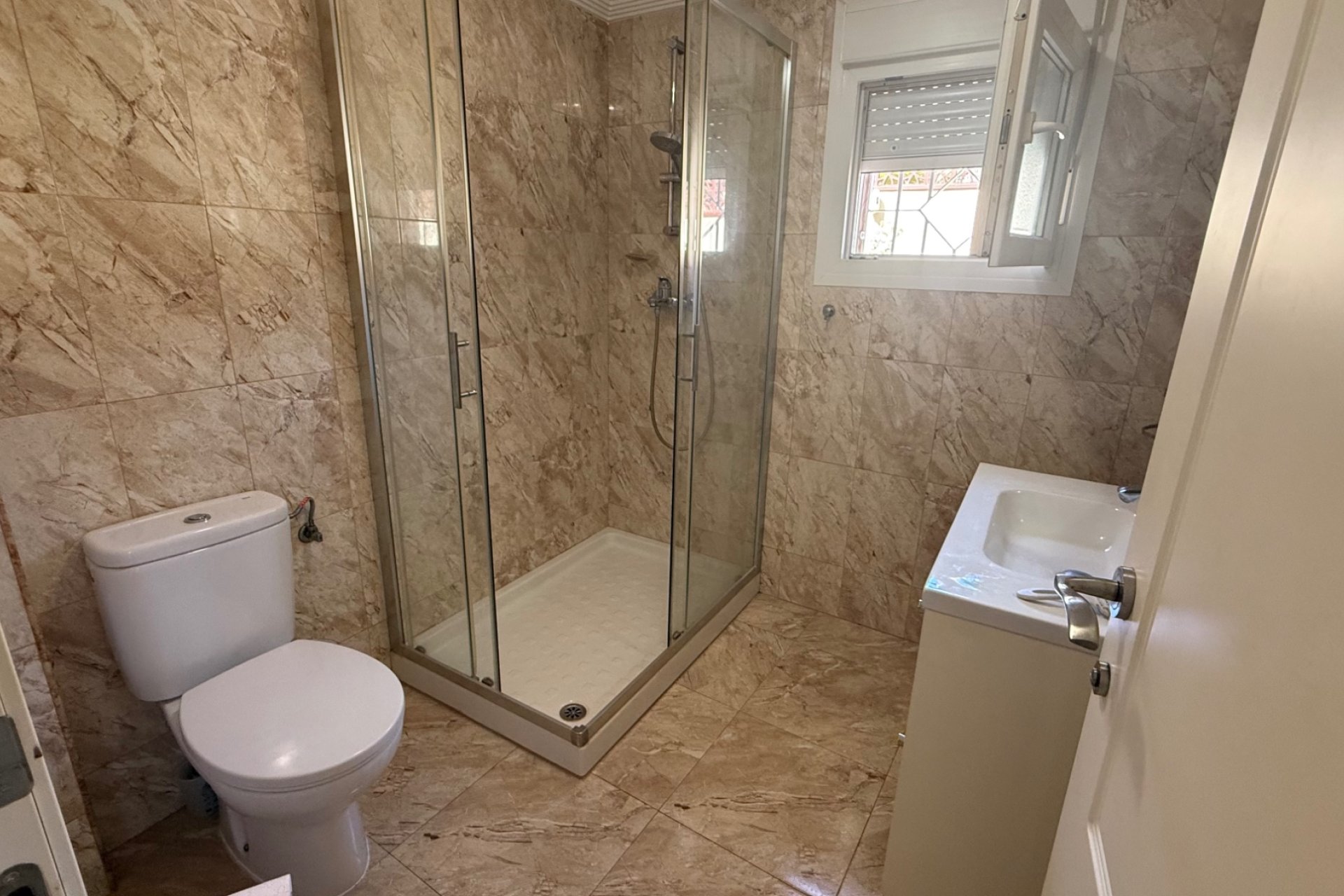 Resale - Villa - Torrevieia - Costa Blanca