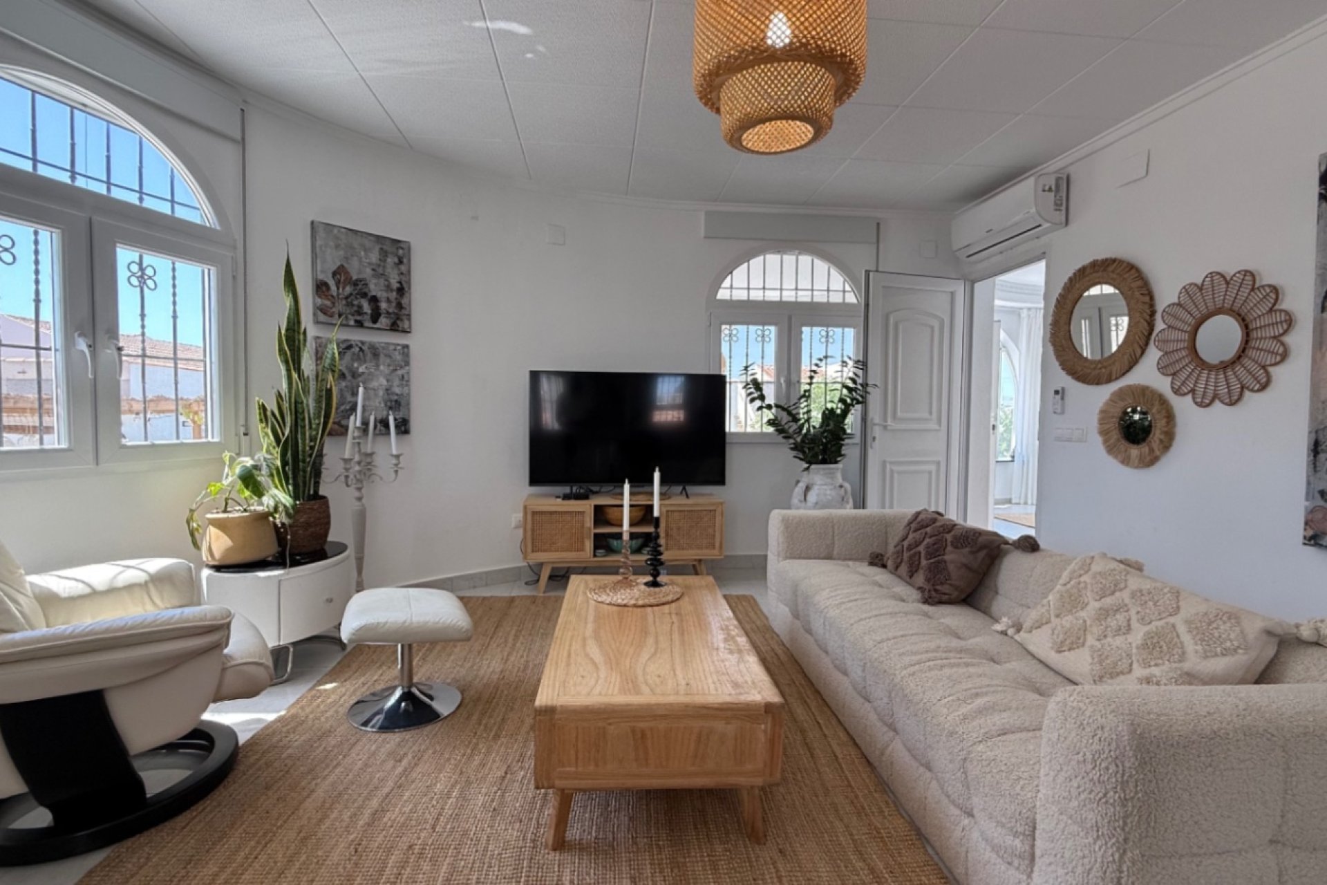 Resale - Villa - Torrevieia - Costa Blanca