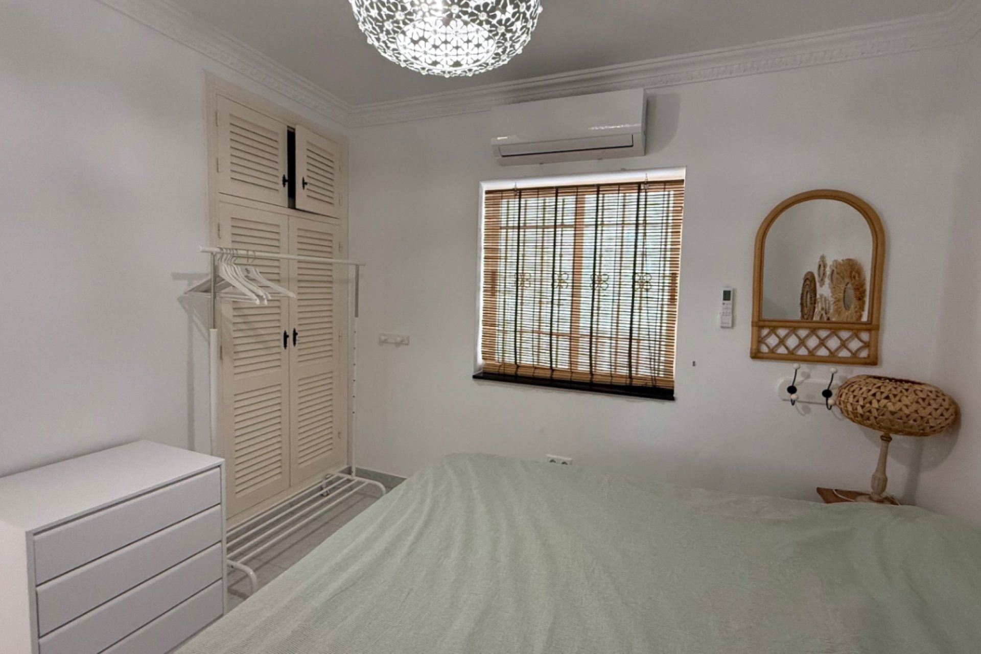 Resale - Villa - Torrevieia - Costa Blanca