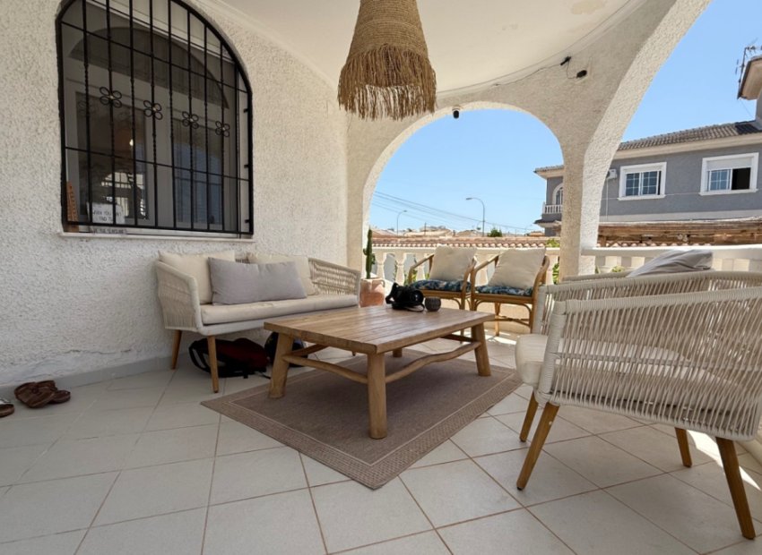 Resale - Villa - Torrevieia - Costa Blanca