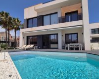 Resale - Villa - Torrevieia - Costa Blanca