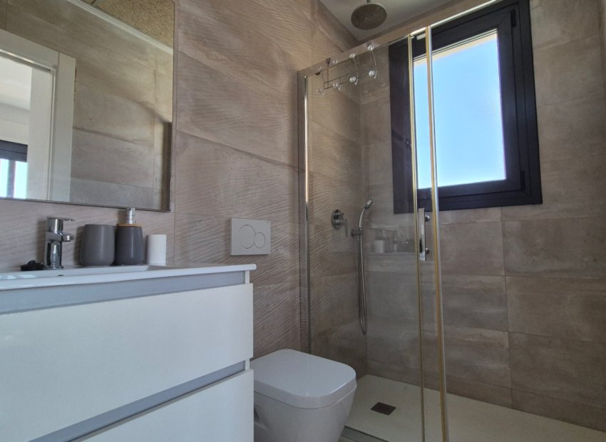 Resale - Villa - Torrevieia - Costa Blanca
