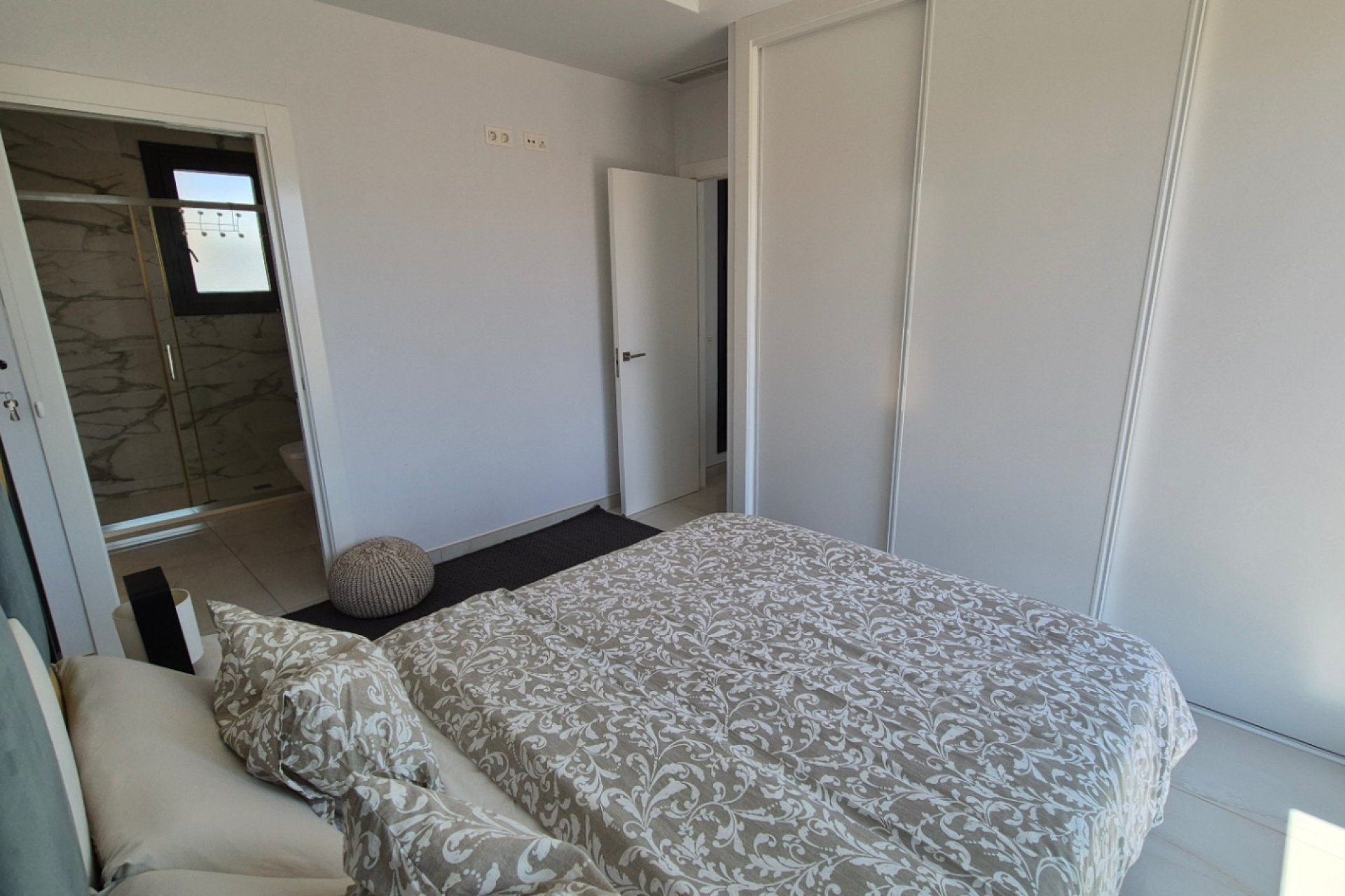 Resale - Villa - Torrevieia - Costa Blanca