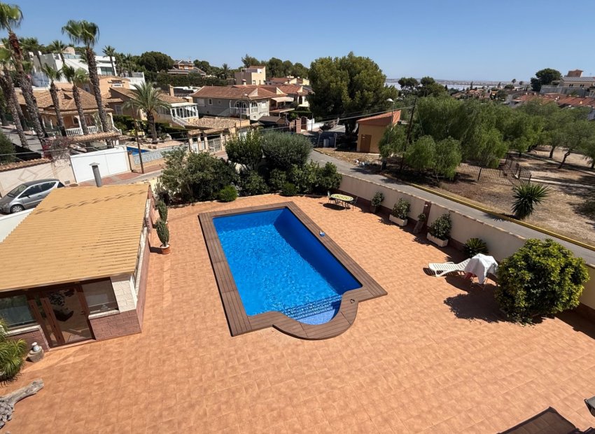 Resale - Villa - Torrevieia - Costa Blanca