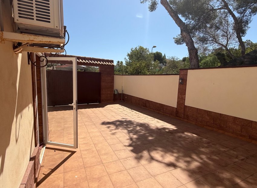 Resale - Villa - Torrevieia - Costa Blanca