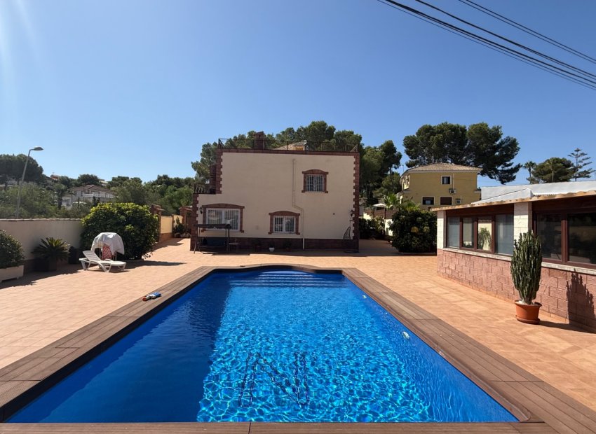 Resale - Villa - Torrevieia - Costa Blanca