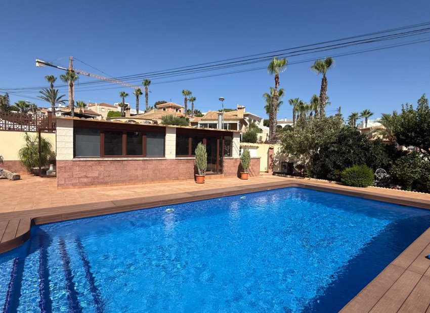 Resale - Villa - Torrevieia - Costa Blanca