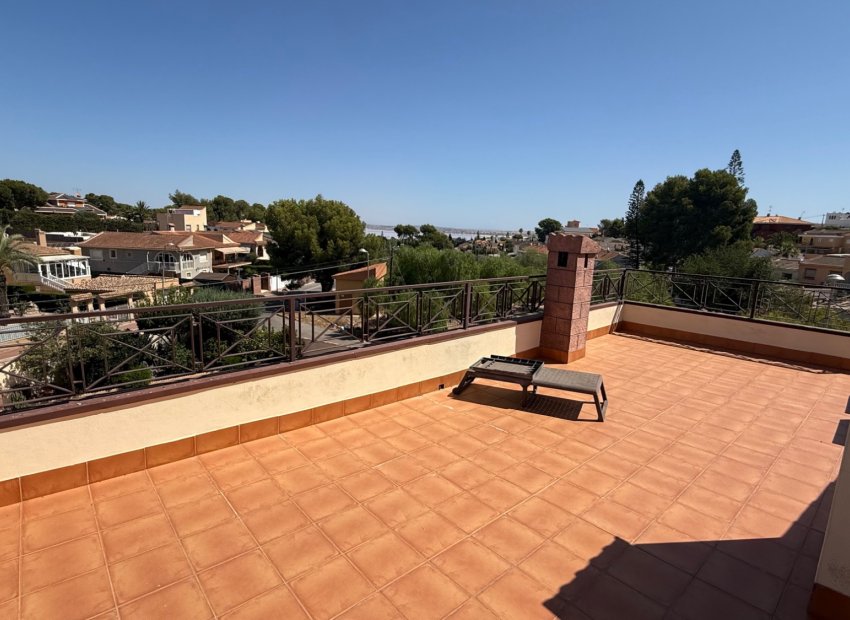 Resale - Villa - Torrevieia - Costa Blanca