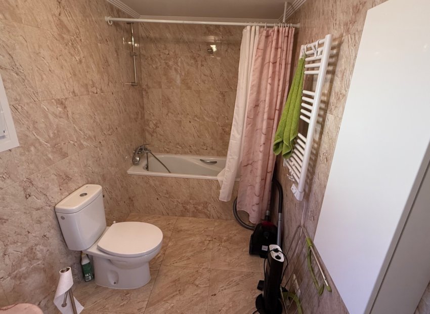 Resale - Villa - Torrevieia - Costa Blanca