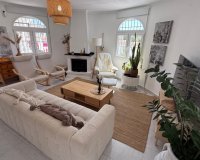 Resale - Villa - Torrevieia - Costa Blanca