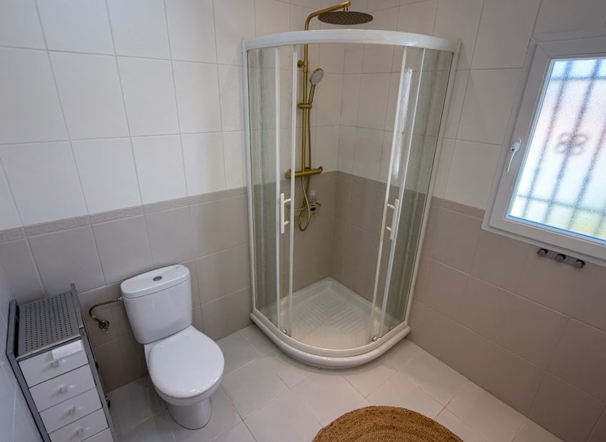 Resale - Villa - Torrevieia - Costa Blanca