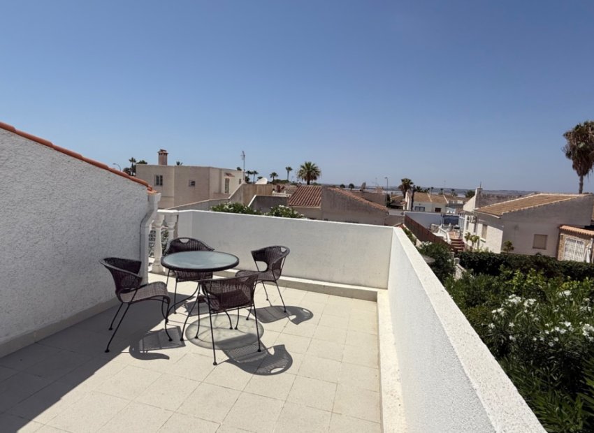 Resale - Villa - Torrevieia - Costa Blanca