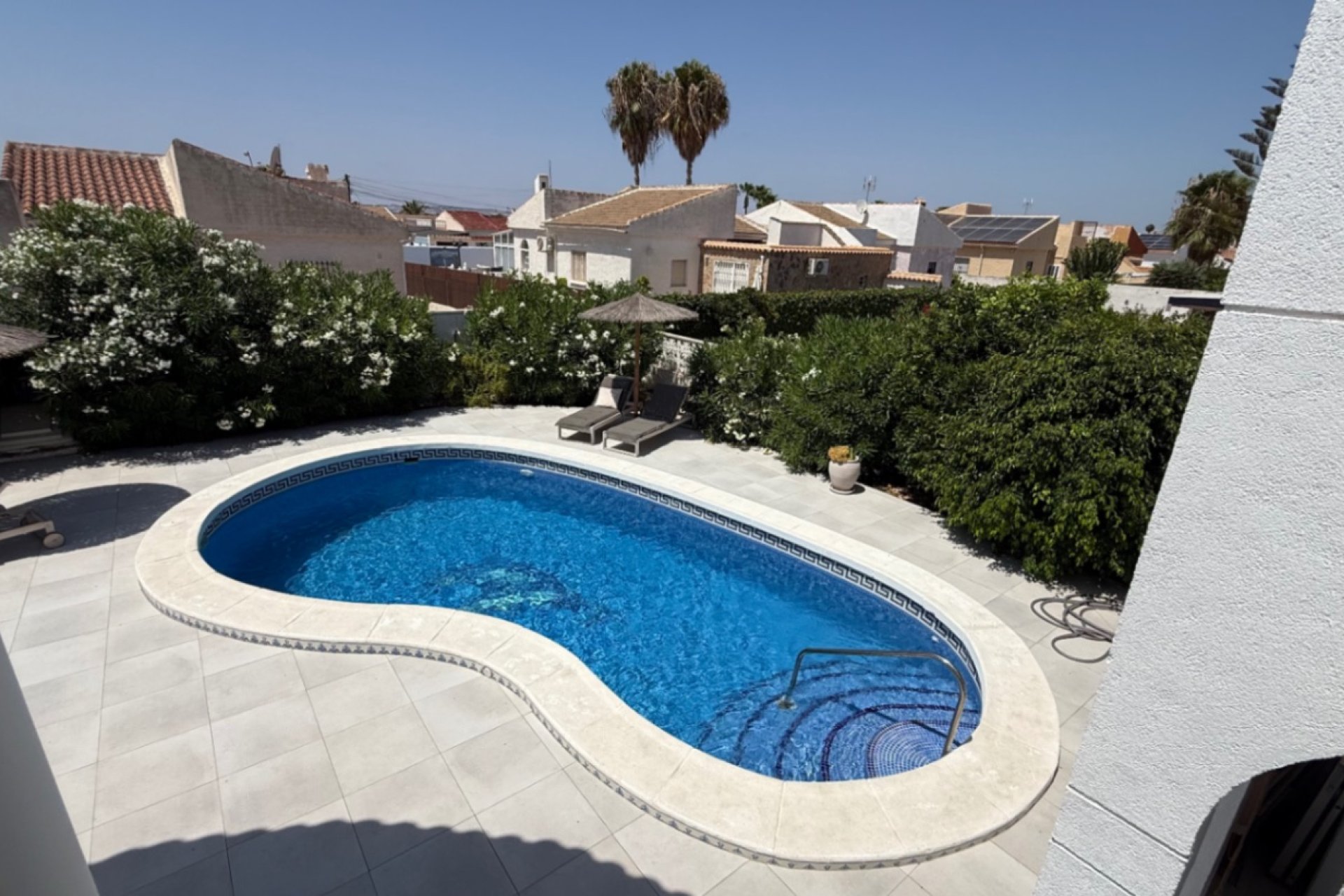 Resale - Villa - Torrevieia - Costa Blanca