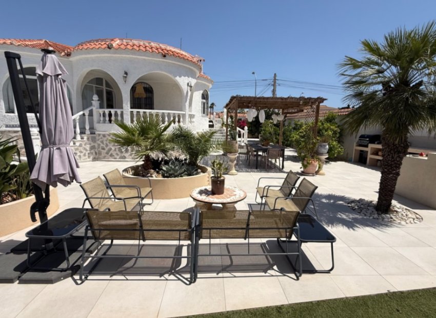 Resale - Villa - Torrevieia - Costa Blanca