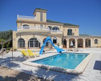 Resale - Villa - Torrevieia - El Chaparral