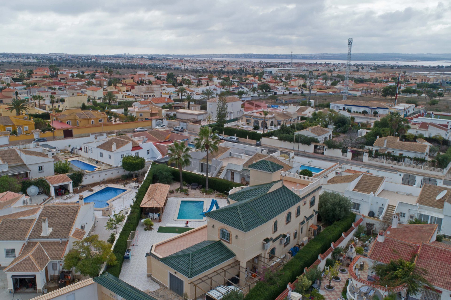 Resale - Villa - Torrevieia - El Chaparral