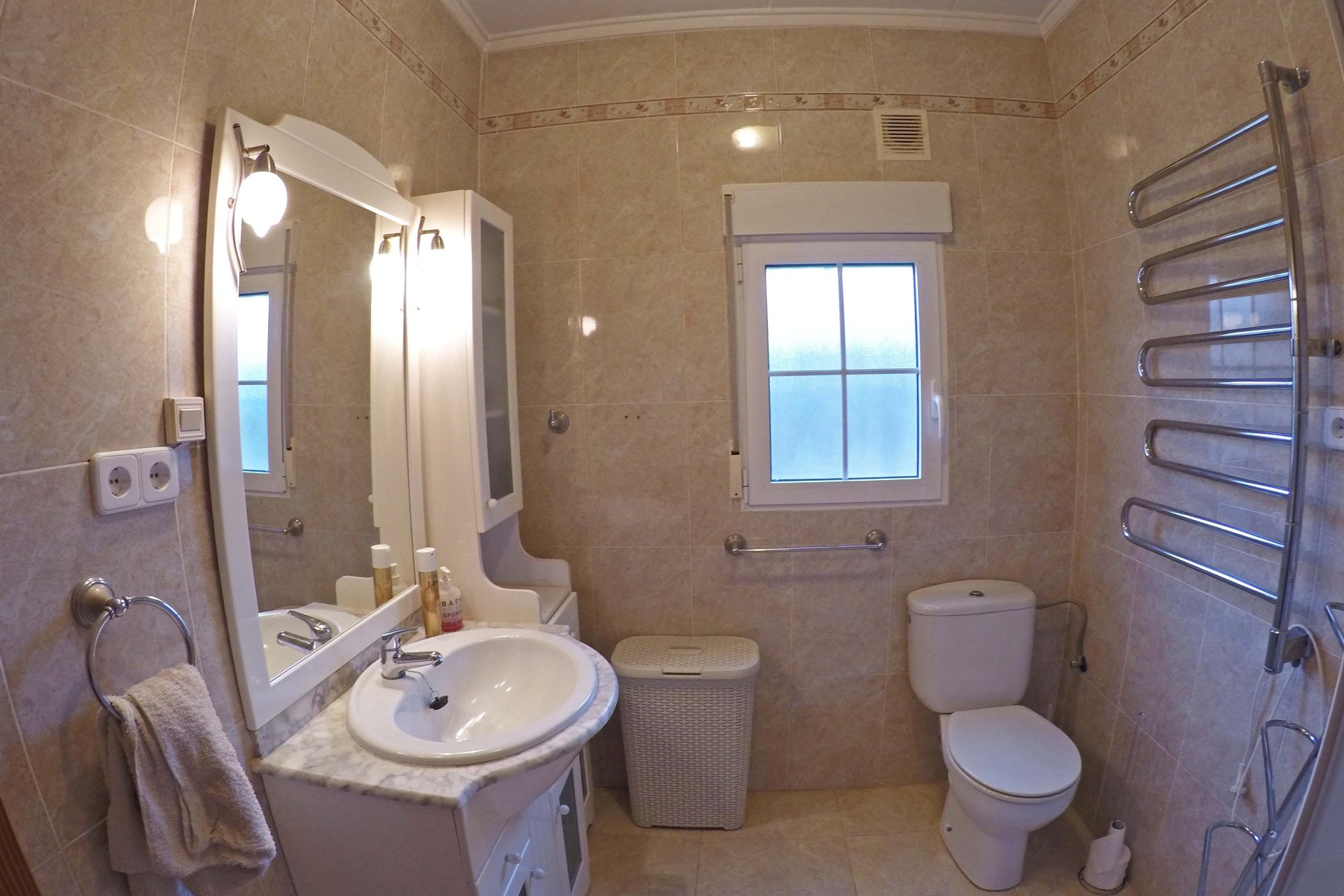 Resale - Villa - Torrevieia - El Chaparral