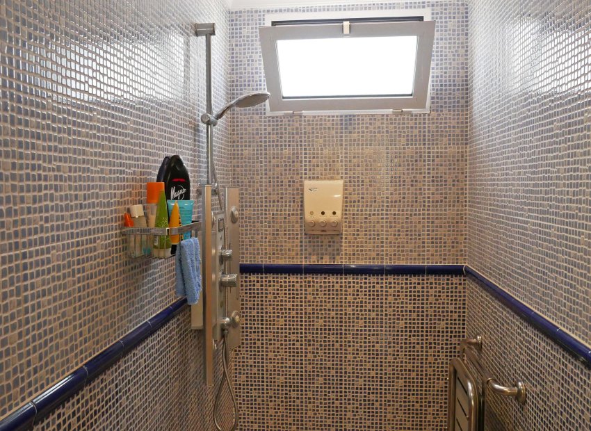 Resale - Villa - Torrevieia - El Chaparral