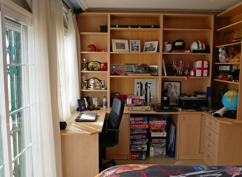 Resale - Villa - Torrevieia - El Chaparral