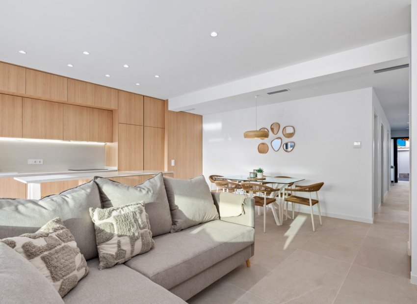 Resale - Villa - Torrevieia - El Chaparral