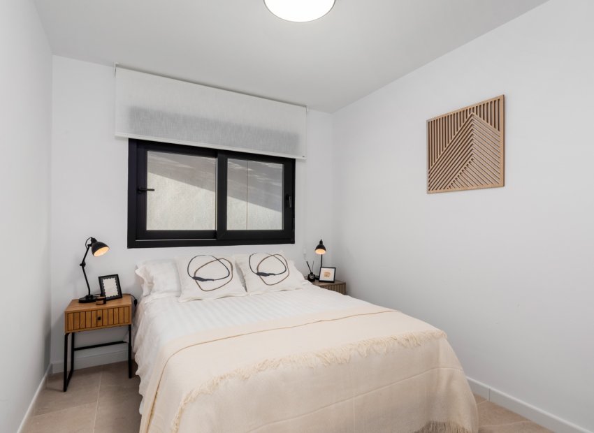 Resale - Villa - Torrevieia - El Chaparral