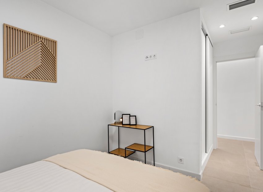 Resale - Villa - Torrevieia - El Chaparral