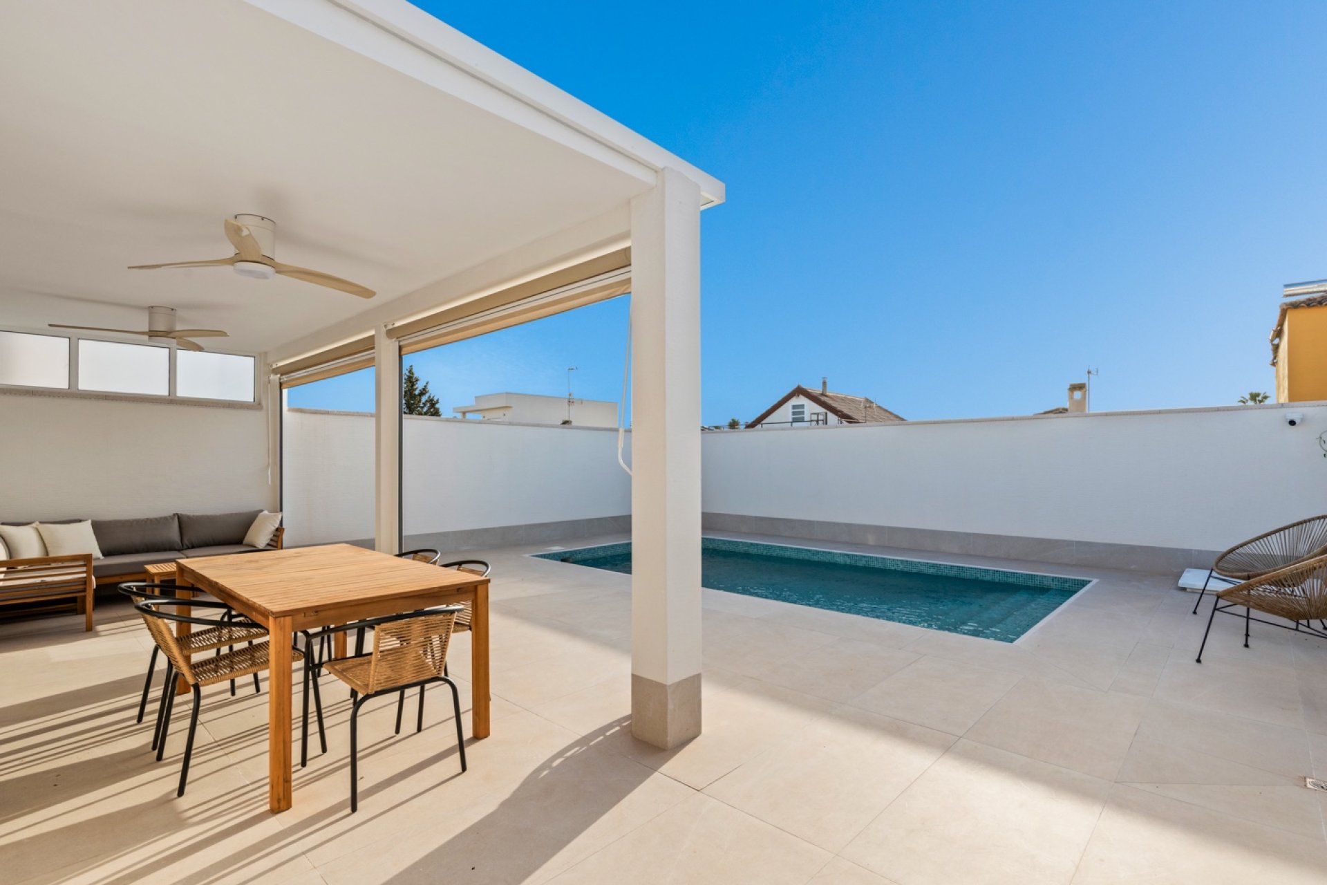 Resale - Villa - Torrevieia - El Chaparral
