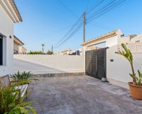 Resale - Villa - Torrevieia - El Chaparral