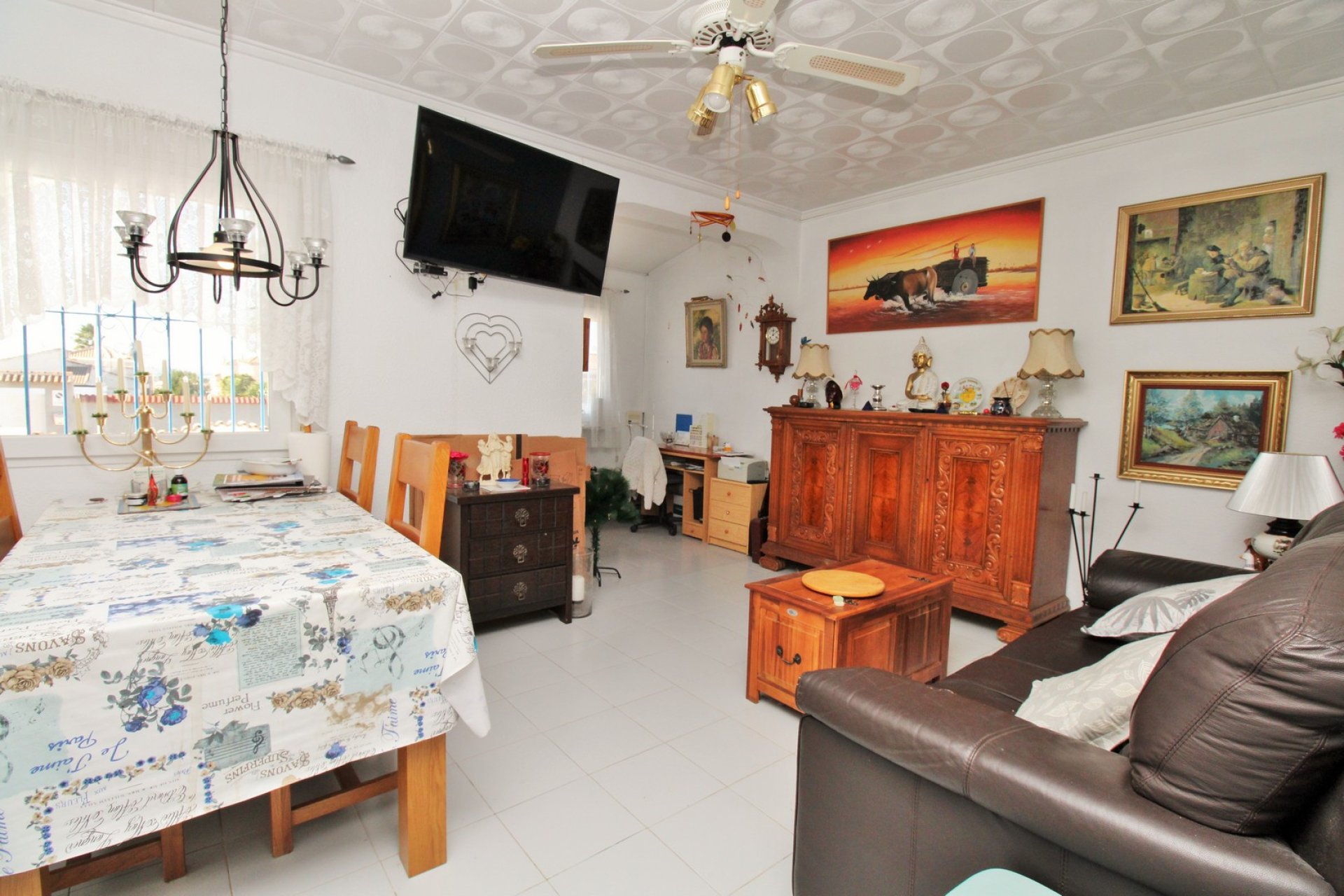 Resale - Villa - Torrevieia - El Chaparral