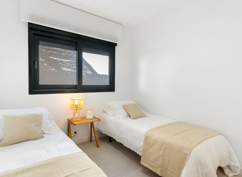 Resale - Villa - Torrevieia - El Chaparral