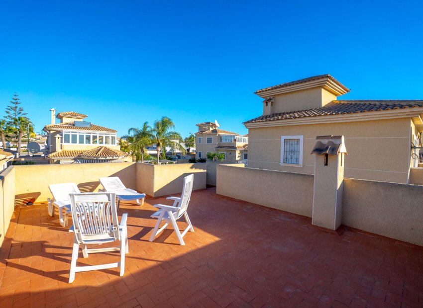 Resale - Villa - Torrevieia - El Chaparral
