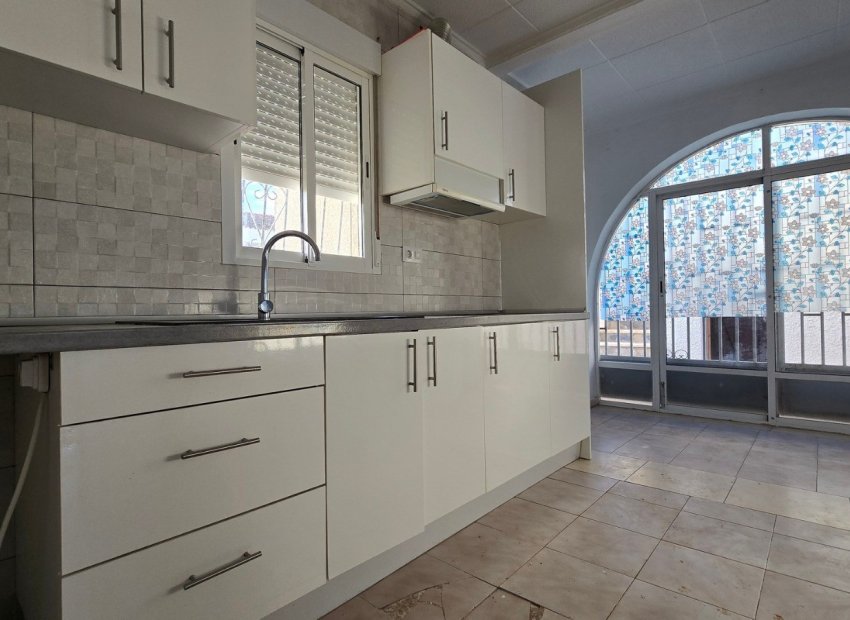 Resale - Villa - Torrevieia - El Chaparral