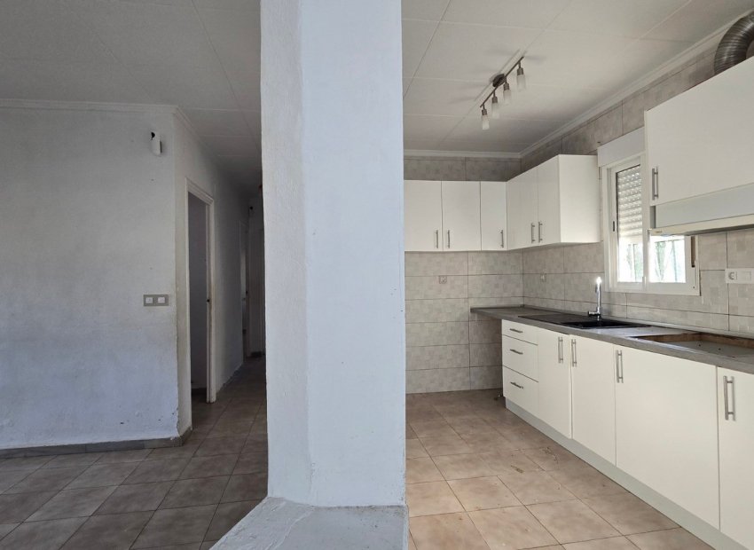 Resale - Villa - Torrevieia - El Chaparral