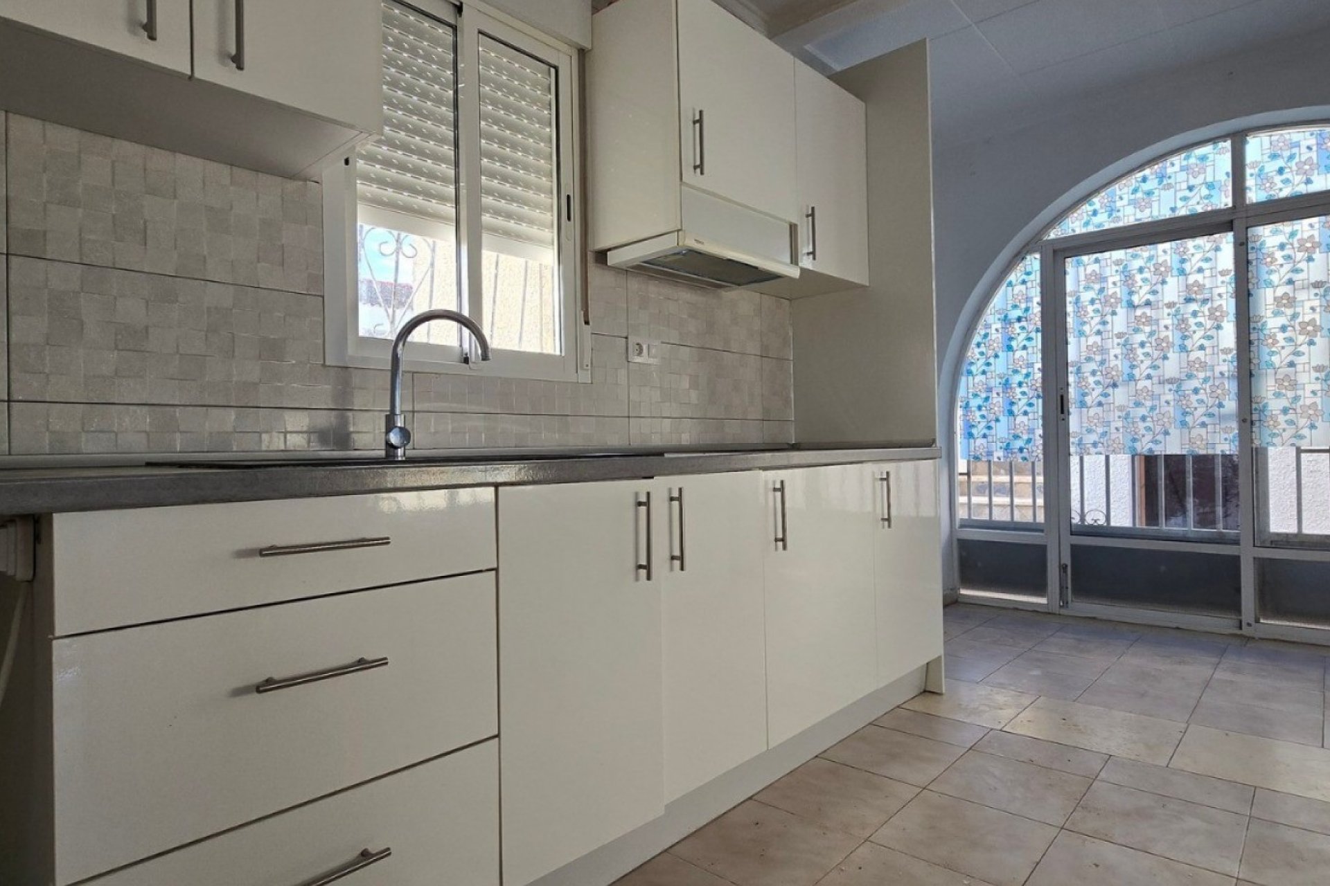 Resale - Villa - Torrevieia - El Chaparral