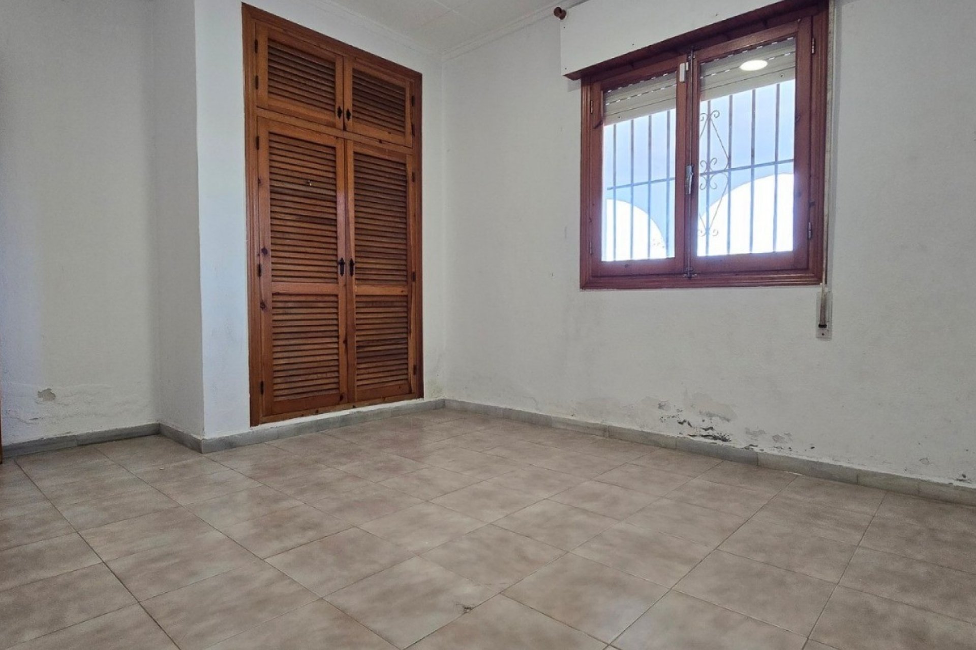 Resale - Villa - Torrevieia - El Chaparral