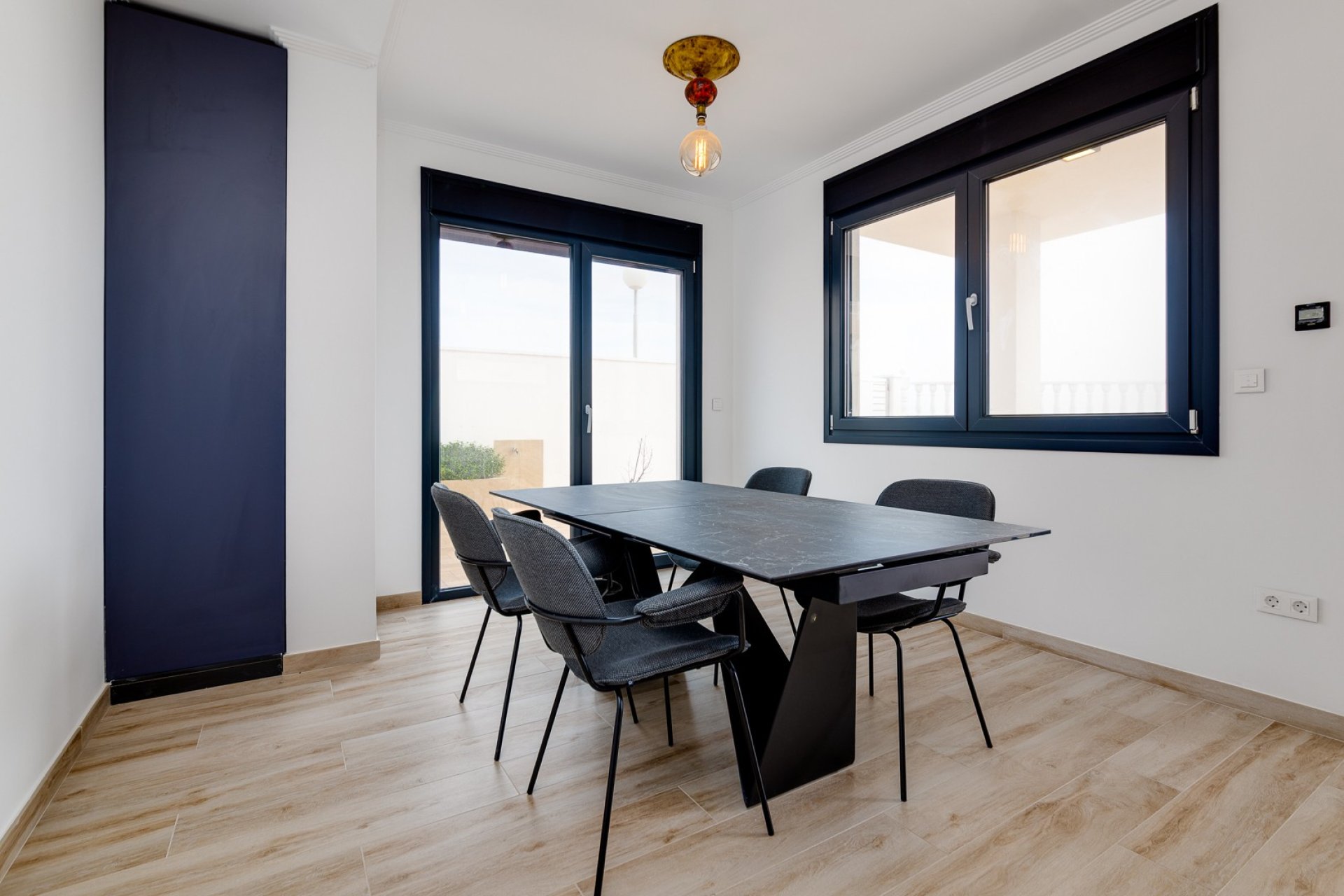 Resale - Villa - Torrevieia - La Mata