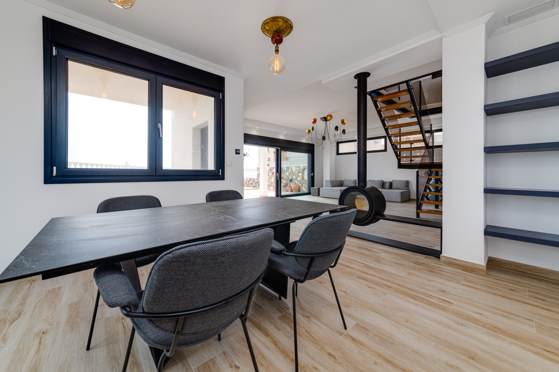 Resale - Villa - Torrevieia - La Mata