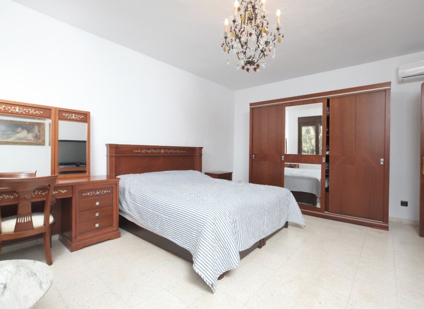 Resale - Villa - Torrevieia - La Mata