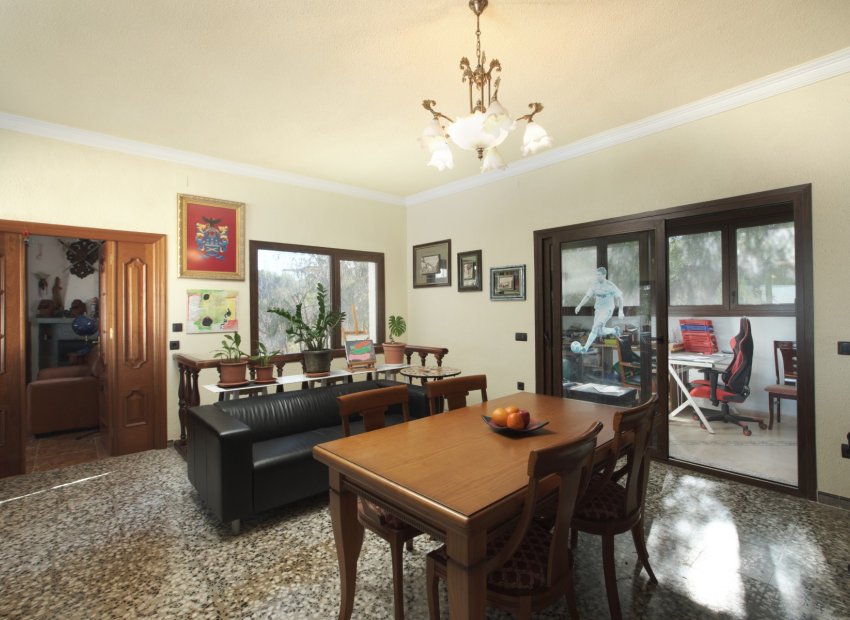 Resale - Villa - Torrevieia - La Mata