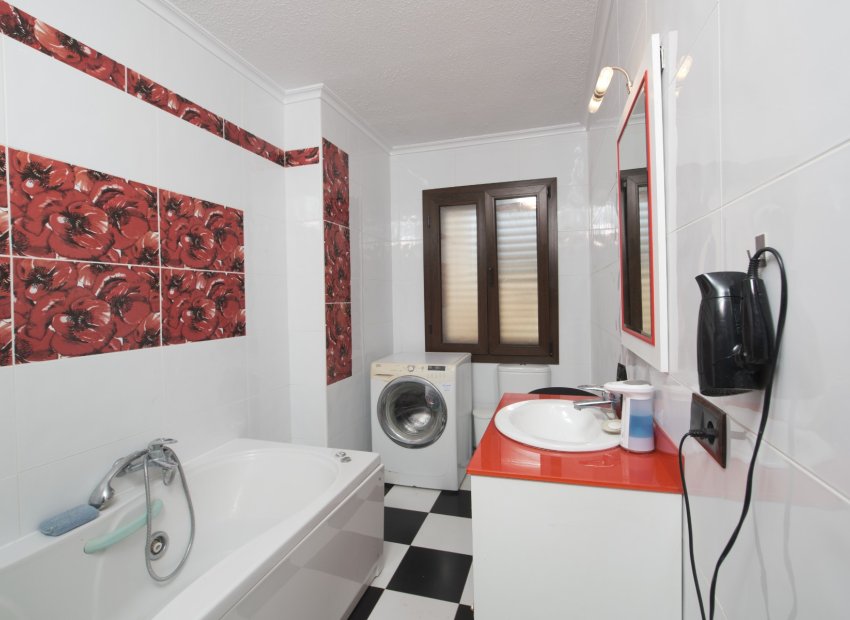 Resale - Villa - Torrevieia - La Mata