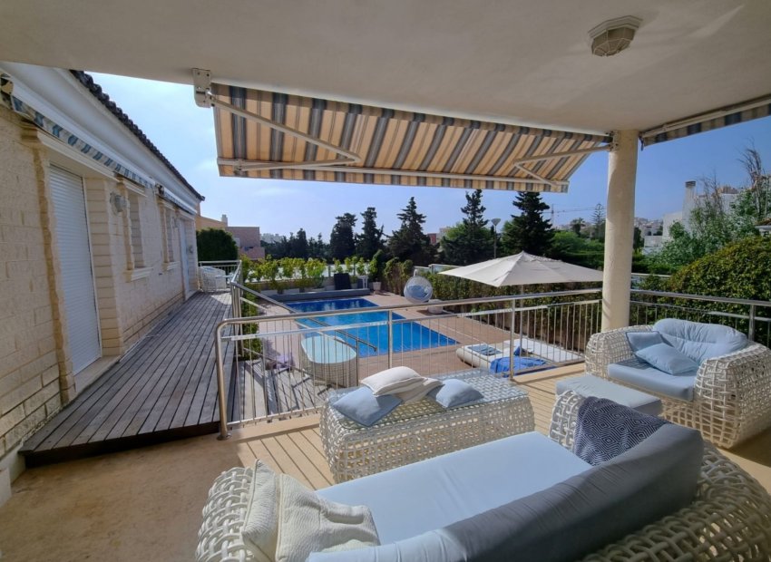 Resale - Villa - Torrevieia - La Mata