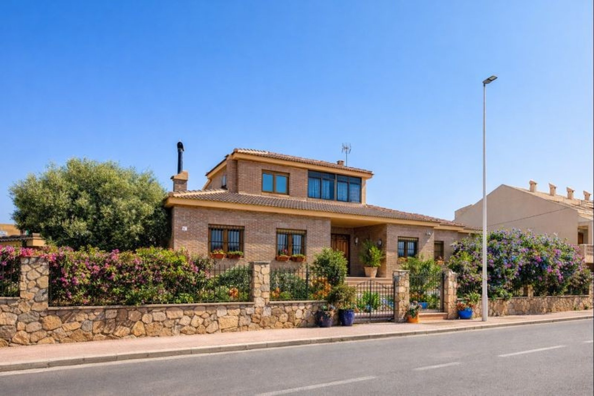 Resale - Villa - Torrevieia - La Mata
